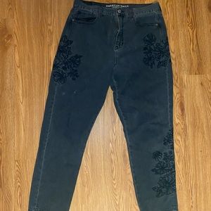 American Eagle Mom Jean